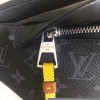 LV Discovery Bumbag Louis Vuitton M45220