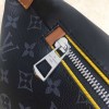 LV Discovery Bumbag Louis Vuitton M45220