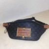 LV Discovery Bumbag Louis Vuitton M45220