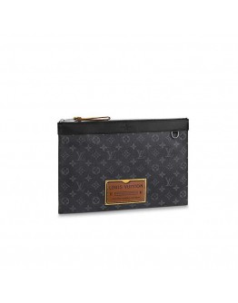 Louis Vuitton Discovery Pochette GM LV M69256