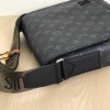 LV New District PM Louis Vuitton M45627