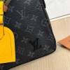 LV New District PM Louis Vuitton M45627