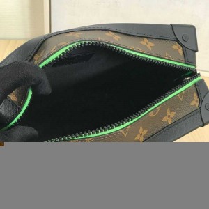 Louis Vuitton M45619 LV Soft Trunk