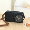 LV Volga ON Strap Louis Vuitton M69688