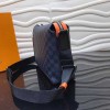 Louis Vuitton Discovery Messenger N40159