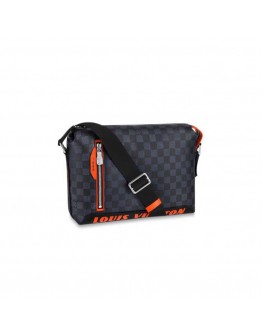 Louis Vuitton Discovery Messenger N40159