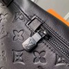 Louis Vuitton Discovery Bumbag M44388