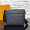 Louis Vuitton District PM Messenger Bag M44000