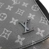 Louis Vuitton District PM Messenger Bag M44000