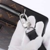 Louis Vuitton Kasai Clutch M42838