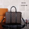 Louis Vuitton Porte Documents Voyage PM M52005
