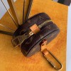 Louis Vuitton LV Round Case M68524