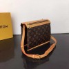Louis Vuitton Saumur Messenger PM M44879