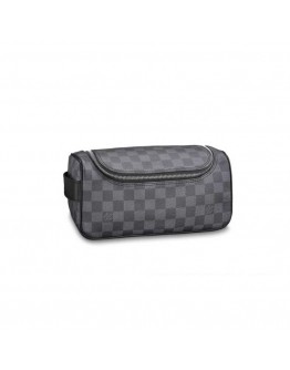 Louis Vuitton Toiletry Pouch N47625