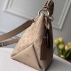 Louis Vuitton Beaubourg Hobo MM LV M56084