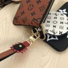 LV Crafty Trio Pouch Louis Vuitton M69516