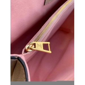 Louis Vuitton Lockme Shopper LV M57346