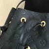 Louis Vuitton Montsouris Backpack LV M45205