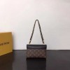 Louis Vuitton Pochette LV Thelma M44916