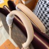 LV Soufflot MM Louis Vuitton M44816