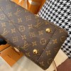 LV Soufflot MM Louis Vuitton M44816