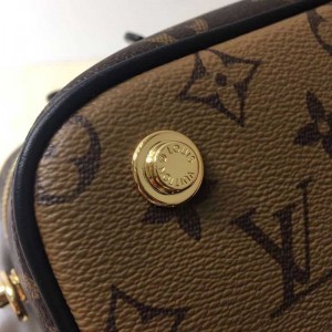 Louis Vuitton Vanity PM LV M45165