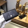 Louis Vuitton 6 Keys Holder M64421