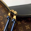 Louis Vuitton Beaubourg Hobo Mini M55090