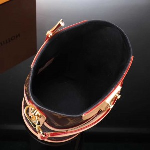 Louis Vuitton LV Duffle Bag M43587