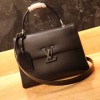 Louis Vuitton Grenelle MM M53691