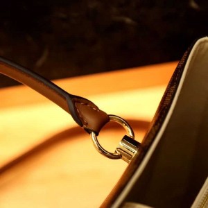 Louis Vuitton LV Riverside Tote N40135