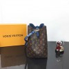Louis Vuitton Neonoe Bucket Bag M43569