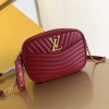 Louis Vuitton New Wave Camera Bag M55330