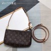 Louis Vuitton Pochette Accessoires M40712