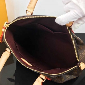 Louis Vuitton LV Rivoli MM M44546