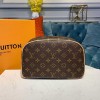 Louis Vuitton LV Toiletry Bag 25 M47527