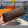 Louis Vuitton LV Toiletry Bag 25 M47527