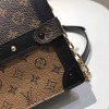 Louis Vuitton Trunk Clutch M43596