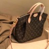 Louis Vuitton LV Turenne MM M48814